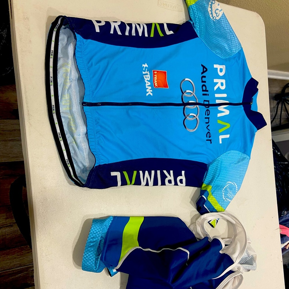 Cycling kit